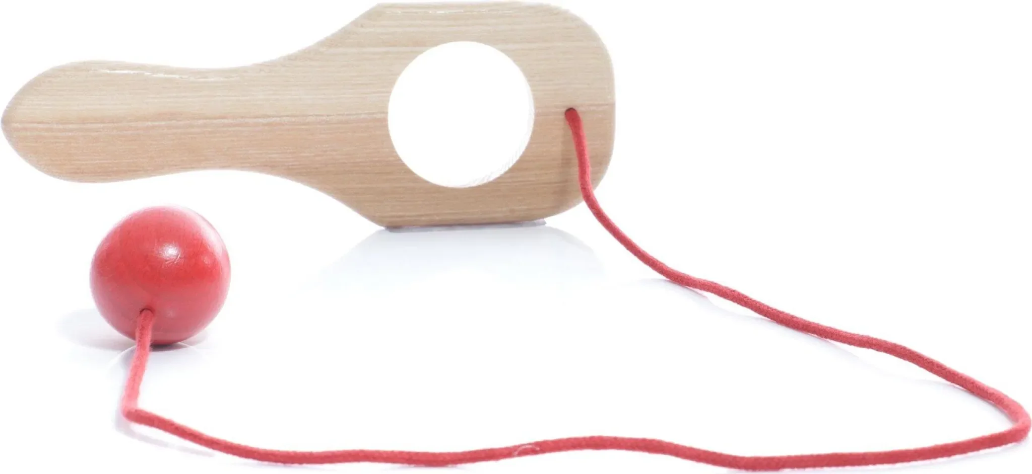 Holzspielzeug Fangspiel mit Kugel – Erzgebirge